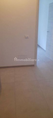 Trilocale viale Karl Marx 1, Centro Storico, Voghera - Photo 3