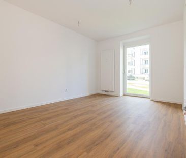 Stilvoll Wohnen: Moderne 3-Zimmer-Wohnung nach Kernsanierung mit Ba... - Photo 1