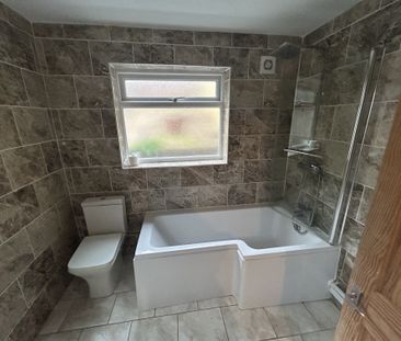 William Street, Swindon - Photo 2