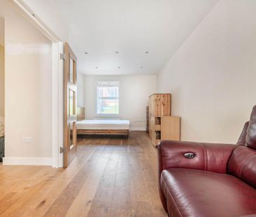 5 bedroom terraced house to rent - Photo 4