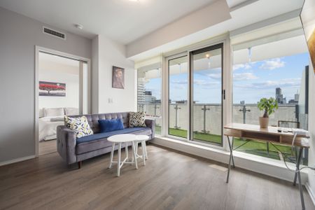 For Lease - 1 Bloor Street Unit# 4405, Toronto, Ontario - Photo 3