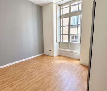 Location Appartement 3 pièces 85m² - Photo 6