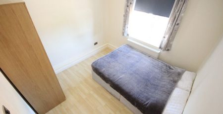 Delph Court, Woodhouse, Leeds, LS6 2HL - Photo 5