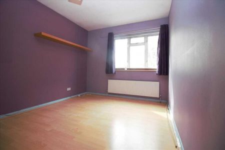 5 bedroom semi-detached house to rent - Photo 5