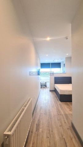 Studio to rent - Photo 2