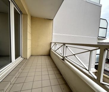 Location Appartement 3 pièces 67m² NEUILLY PLAISANCE 93360 - Photo 3