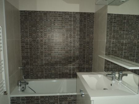 Location Appartement 3 pièces 55m² - Photo 5