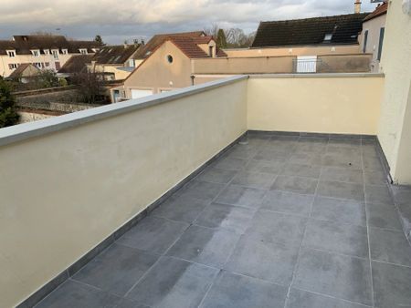 Location Appartement 2 pièces 37 m2 à Moissy-Cramayel - Photo 2