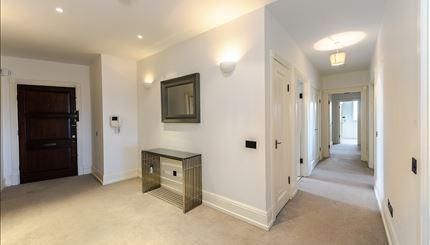 6 bedroom flat to rent - Photo 1