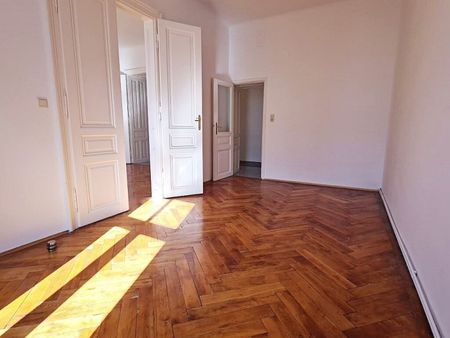 ROCHUSMARKT-NÄHE, sonnige 93 m2 Altbau, 3 Zimmer, WG-geeignet, Küche, Wannenbad, Parketten, Geusaugasse - Photo 2