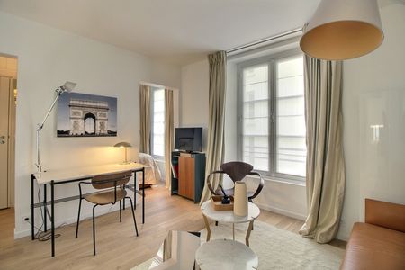 APPART. 1 CHAMBRE – 75008 - Photo 3