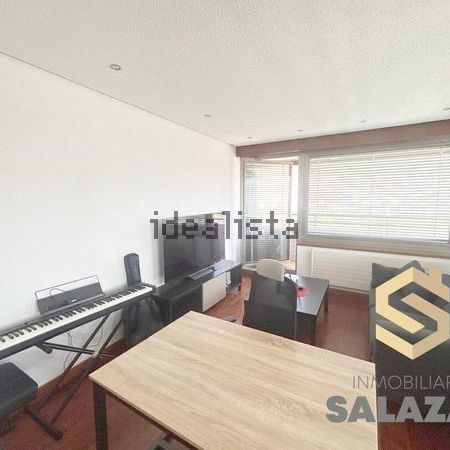 Alquiler de piso en Mazarredo Zumarkalea - Foto 1