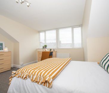 5 bedroom terraced house to rent - Photo 6