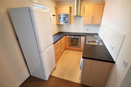2 bedroom apartment to rent - Photo 3