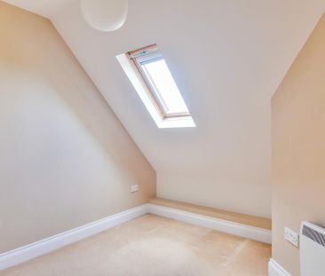 2 bedroom penthouse to rent - Photo 1