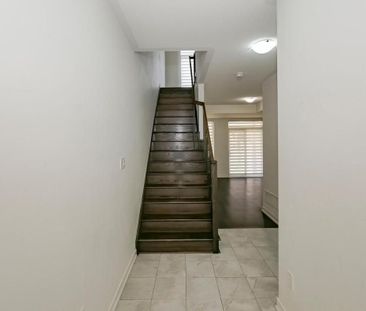 For Lease - 177 Sabina Drive, Oakville, Ontario - Photo 5