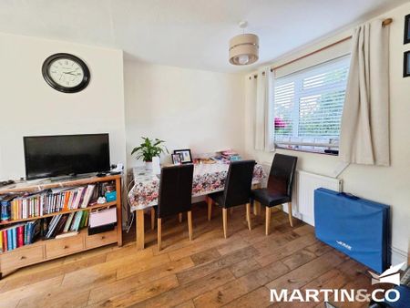 3 bedroom semi-detached house to rent - Photo 5