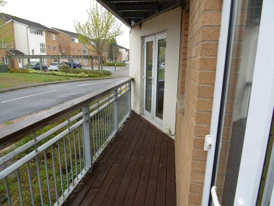 2 bedroom flat to rent - Photo 1