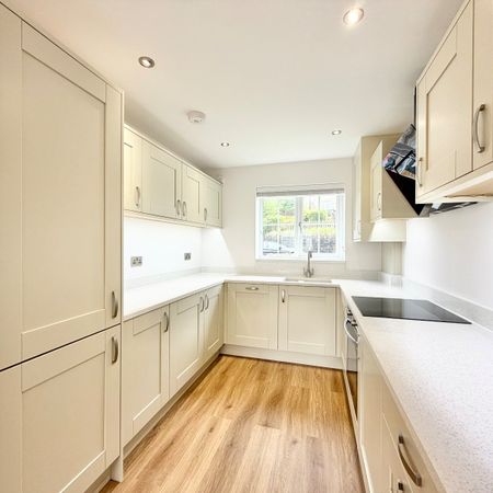 3 bedroom semi-detached house to rent - Photo 3
