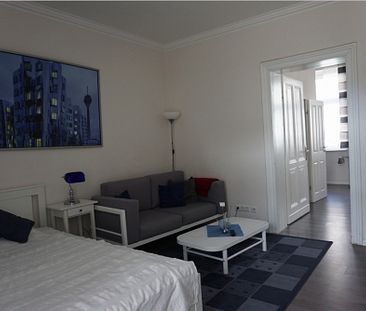 2 Zimmer in Düsseldorf - Foto 4