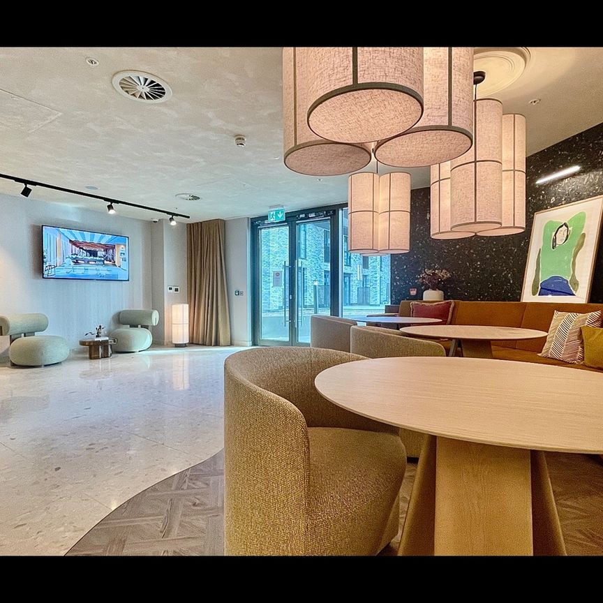 1 Bed Flat, Victoria Riverside, M4 - Photo 1