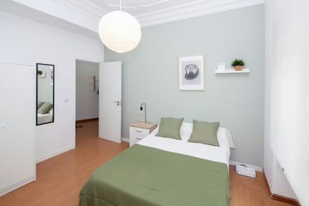 Carrer Sant Josep de Calassanç, Valencia, Valencian Community 46008 - Photo 3