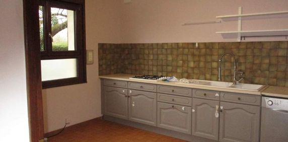 Maison d'habitation - Photo 2