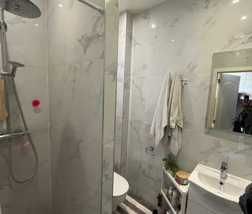 Appartement te huur - foto 5