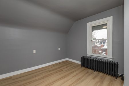 For Lease - 28 Eastbourne Avenue Unit# 3, Hamilton, Ontario - Photo 3