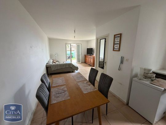 Location Maison 3 pièces 76m² ST PIERRE 97410 - Photo 1