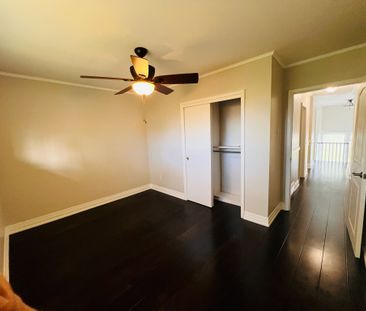 For Lease - 2749 Truscott Drive, Mississauga, Ontario - Photo 2