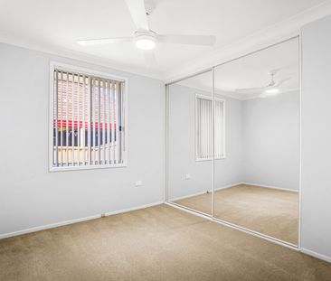 Beautifully Updated Family Home with Pool & Mountain Views - Photo 4