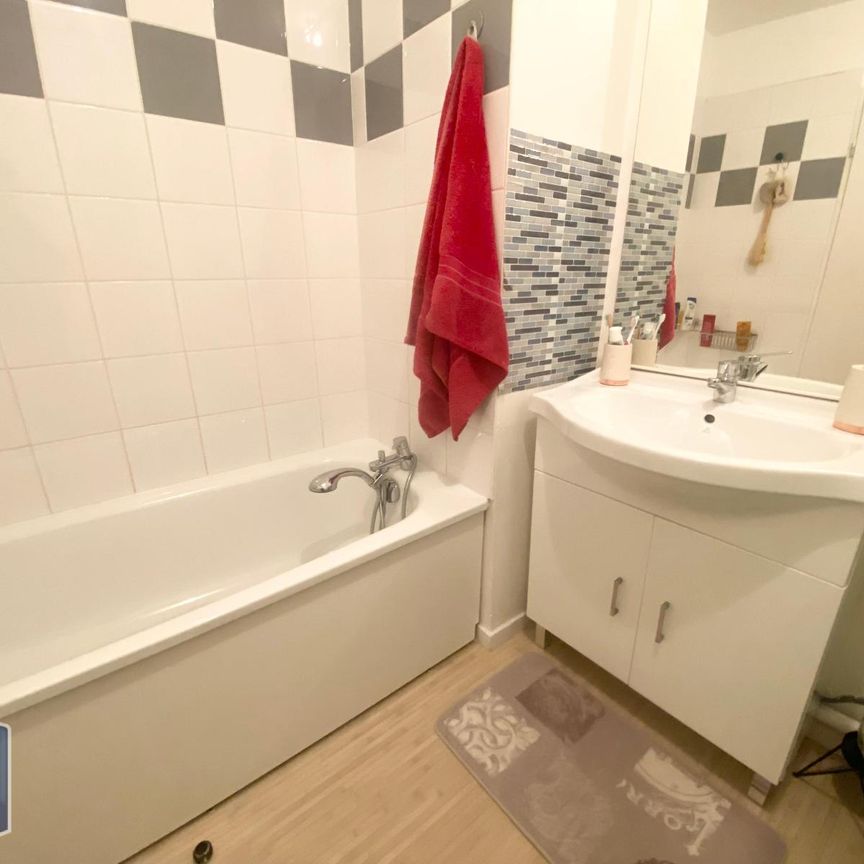 Location Appartement 2 pièces 45m² DENAIN 59220 - Photo 1