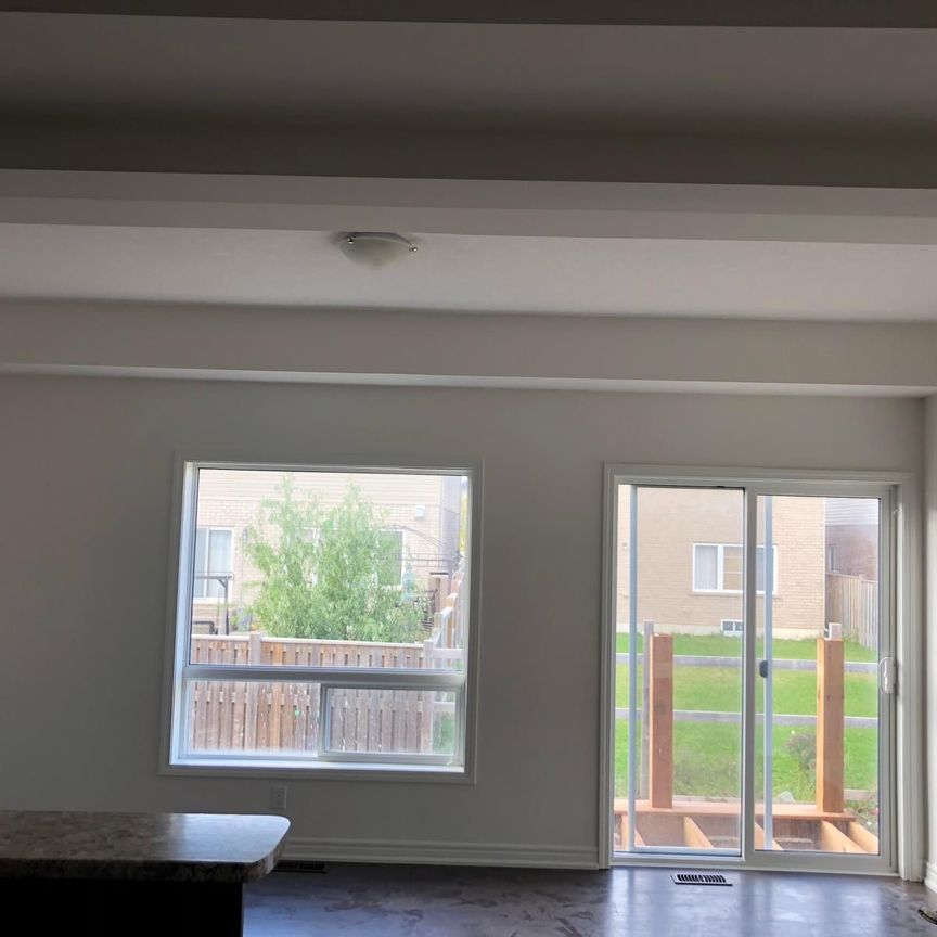 For Lease - 41 Bradbury Road, Hamilton, Ontario - Photo 1