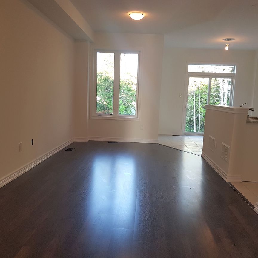 For Lease - 38 Greenwood Drive, Essa, Ontario - Photo 1