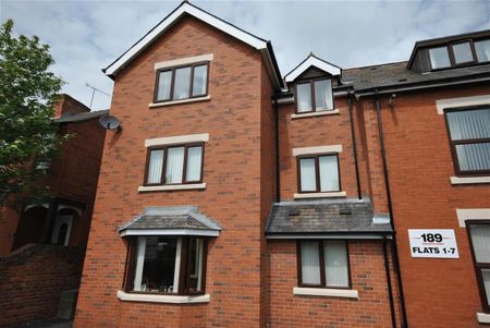 1 bedroom flat to rent - Photo 2