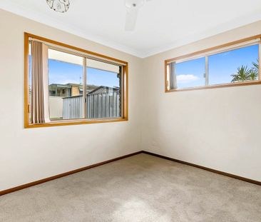 3 Bedroom Low-set Brick In Tinana - Photo 1