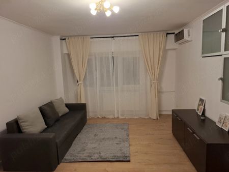 Vitan mall etaj 3 foisorului - Fotografie 2