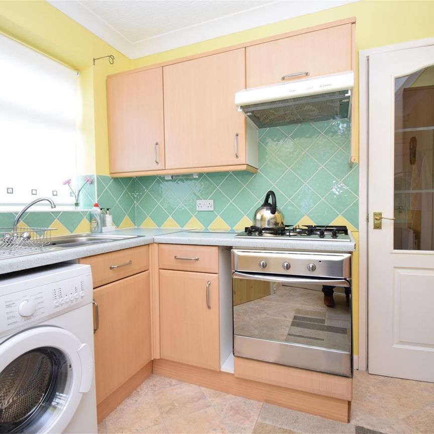 Stoney Lane, Hall Green, Wakefield - Photo 1