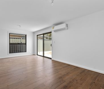 30 Maiolo Crescent - Photo 2