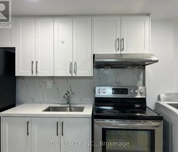 For Lease - 80 Mosedale Cres. Crescent Unit# Unit B, Toronto, Ontario - Photo 2