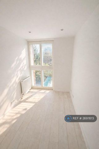 5 bedroom terraced house to rent - Photo 5