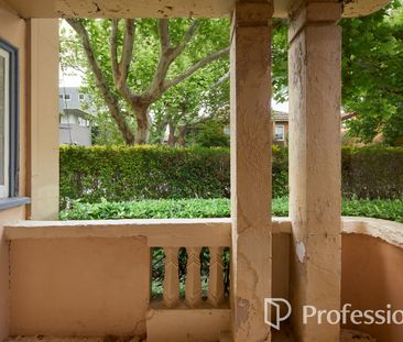 1/33 Kingsley Street, Elwood VIC 3184 - Apartment For Rent | Domain - Photo 5