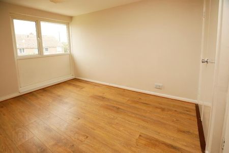23 Clanmorris Close, Bangor, BT20 4EY - Photo 4