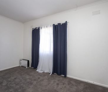 DON'T JUDGE A BOOK BY IT'S COVER! - Photo 5