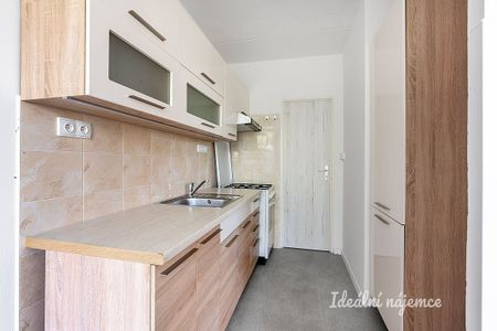 Pronájem bytu 3+1 73 m² - Photo 3