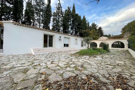 Aix Les Milles - Type 2 - 760€ - Photo 3