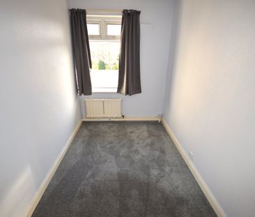 3 bedroom apartment to rent - Photo 3