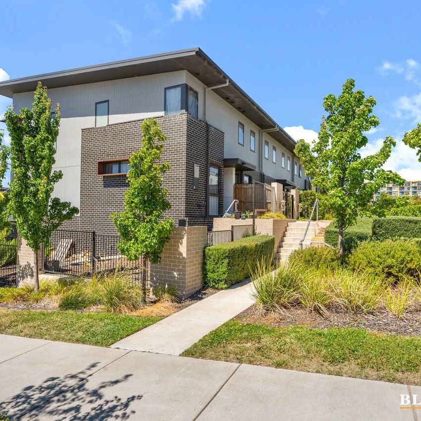 Modern Living in Denman - Photo 1