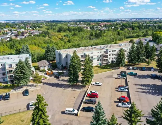 Harrow Court | 140 Harrow Circle NW, Edmonton - Photo 1